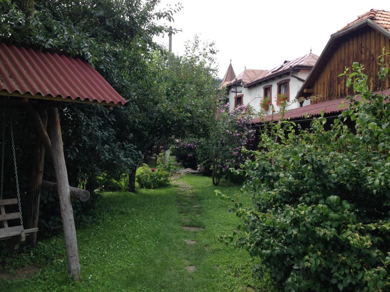 Pensiunea Casa Bianca - Bucovina Vama  Exterior foto